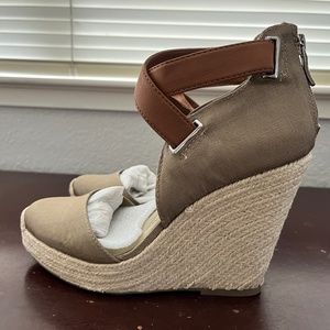 BCBGeneration Glenda Wedge